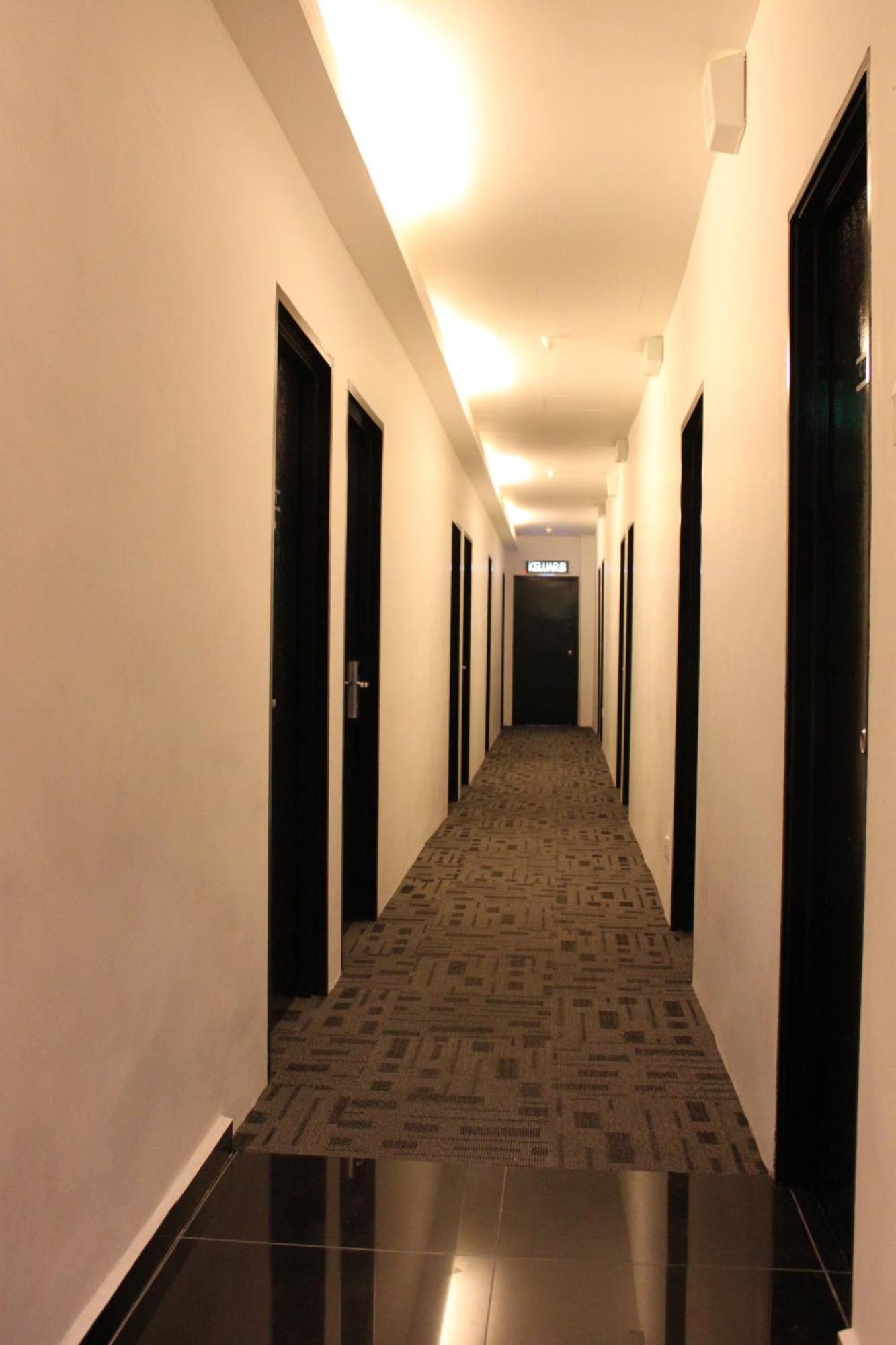 Dream Hotel Кланг Экстерьер фото
