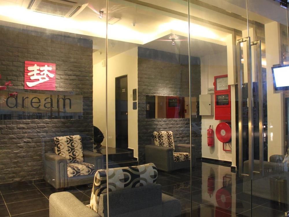 Dream Hotel Кланг Экстерьер фото